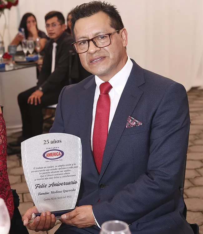 Pinturas América S.A. cumple 25 AÑOS de trayectoria en el mercado nacional ofreciendo productos de Calidad